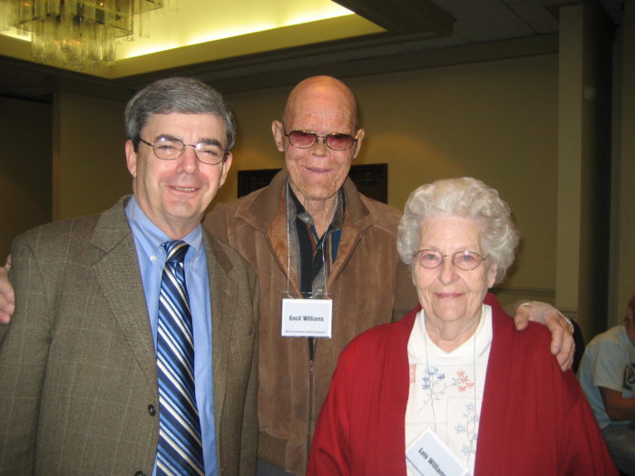 Dr. Guckes poses next to Encil and Lois Williams.